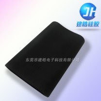 東莞硅膠制品廠專業(yè)定制移動(dòng)電源硅膠護(hù)套